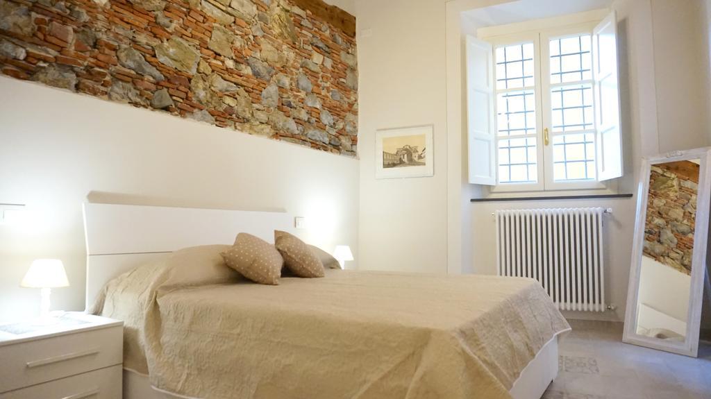 Alessandra Apartment ลุคคา ภายนอก รูปภาพ