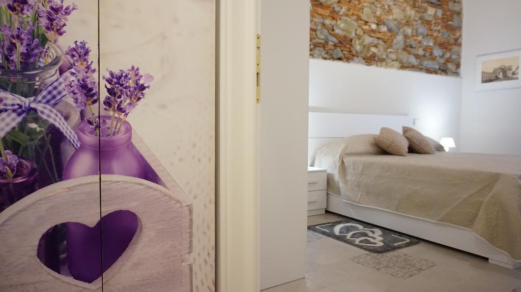 Alessandra Apartment ลุคคา ภายนอก รูปภาพ