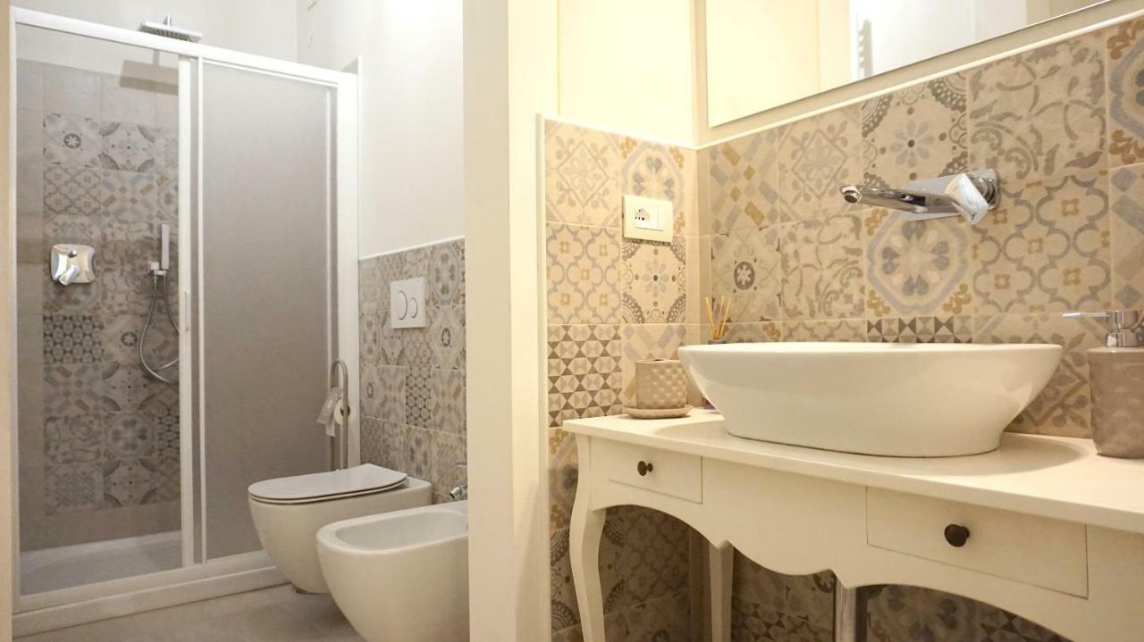 Alessandra Apartment ลุคคา ภายนอก รูปภาพ